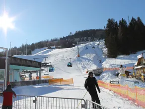 Spacious Chalet Near Kreischberg Ski Area - Image 3