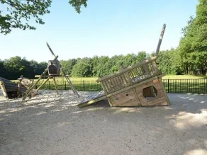 Picturesque Cottage on Park Hunzebergen - Image 3