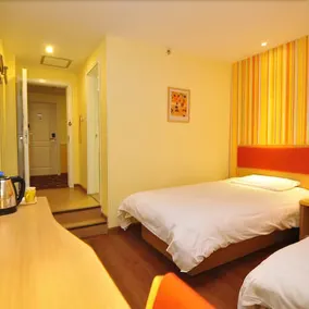 Home Inn Kunming Dongfeng East Road Dongjiawan - Image 4