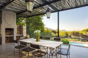 Table Mountain Retreat - Image 2