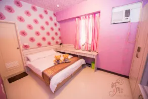 Bevel Hostel - Image 2