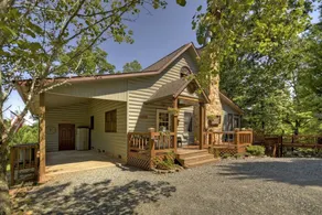 Snuggle Inn & Treehouse - Image 3