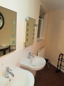 The Mariner Guest House - Image 5