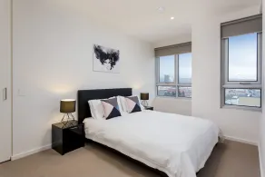 Astra Apartments Adelaide - Image 3