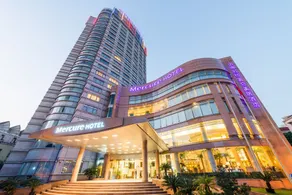 Mercure Shanghai Royalton - Image 3