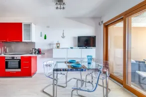 The Lady in Red Studio Flat with Sea View Terrace - Image 2