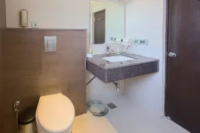 Grand Premier Suites - Image 2