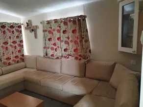 Stunning 3-bed Caravan in Clacton-on-sea - Image 4