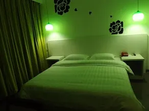 V8 Xilang - Image 3