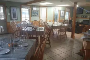 Salmon Pool Inn - Image 2