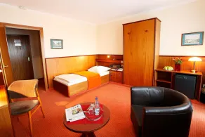 Centro Hotel Norderstedter Hof by INA - Image 4