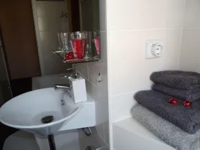 Moderne 1-zimmer Wohnung Wi-fi - Image 2