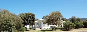 Pashasha Beach House - Image 4