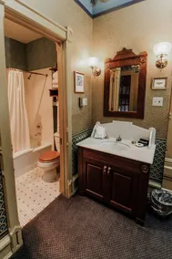 Inn at Pine Terrace - Image 4