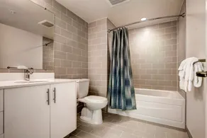 Global Luxury Suites at Villa Street - Image 2