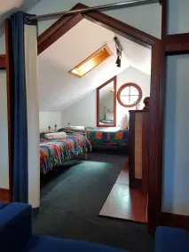 Admiral Stirling Inn - Image 4