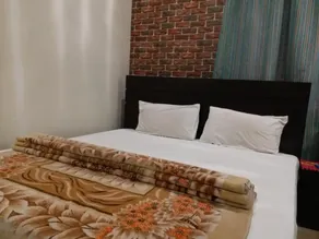 Elegant Guest House - Image 2