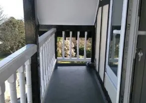 Tudor Court - Image 5