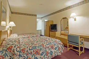Americas Best Value Inn Dallas - Image 3
