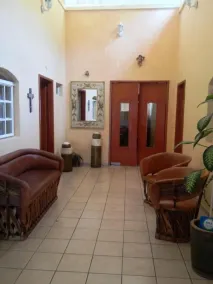 Residencia Los Angeles B&B - Image 2