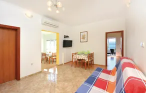 Apartment in Lokva Rogoznica for 8 people with 3 rooms Ref. 622907 - Image 3