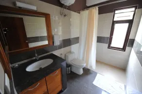 Hotel Suhim Portico - Image 4