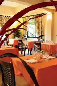 Hotel Punta Faro - Image 2