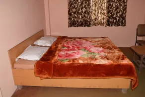OYO Flagship 83664 Hotel Burans Breeze - Image 4
