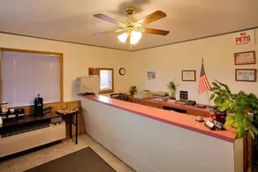 Americas Best Value Inn-Murphysboro/Carbondale - Image 2