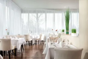 Wyndham Garden - Image 3
