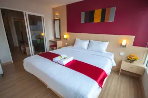 Implace Impact at Msociety Condo - Image 4