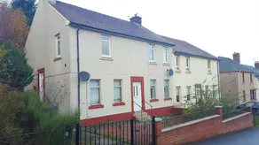 Wellhall House - 2 Bedroom Home - Image 5