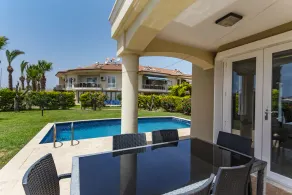 Coral 6 Villa - Image 5