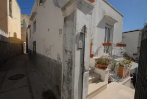 In Piazzetta - Image 4