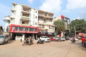 Hotel Pandav by OYO Rooms - Image 4