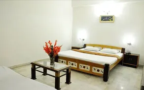 Hotel Daawat Palace - Image 5