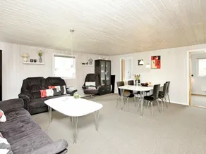 Modern Holiday Home in Norre Nebel With Terrace - Image 2