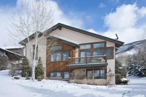 2239a Chamonix 3 Bedroom Home by Redawning - Image 4