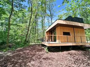 Modern Holiday Home With Terrace - Image 3