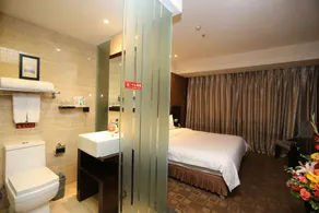 Totem Impression Hotel Wuhou Branch - Image 3