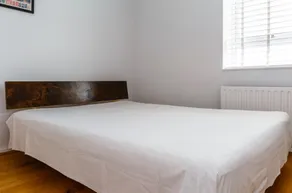Perfect 1-bed Flat in St. Katherine Docks Sleeps 4 - Image 2