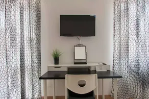 Via Colombo Holiday Rooms - Image 4