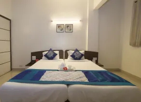 OYO 1881 Cozy Nest - Image 2