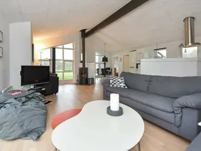 Luxurious Holiday Home in Hovborg With a Scenic View - Image 3