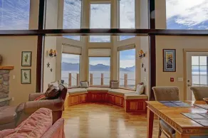 Otter Beach Lodges - Image 5