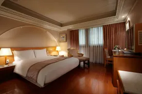 Hope City Fushing Hotel - Image 4