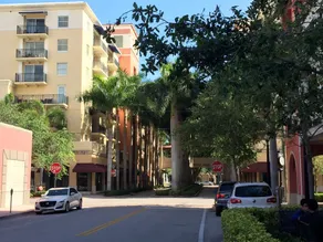 Lyx Suites at Village of Merrick Park - Image 3
