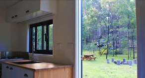 George Tiny House - Image 2