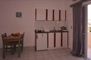 Irini Appartments - Image 3