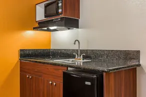 Econo Lodge Inn & Suites El Cajon San Diego East - Image 4